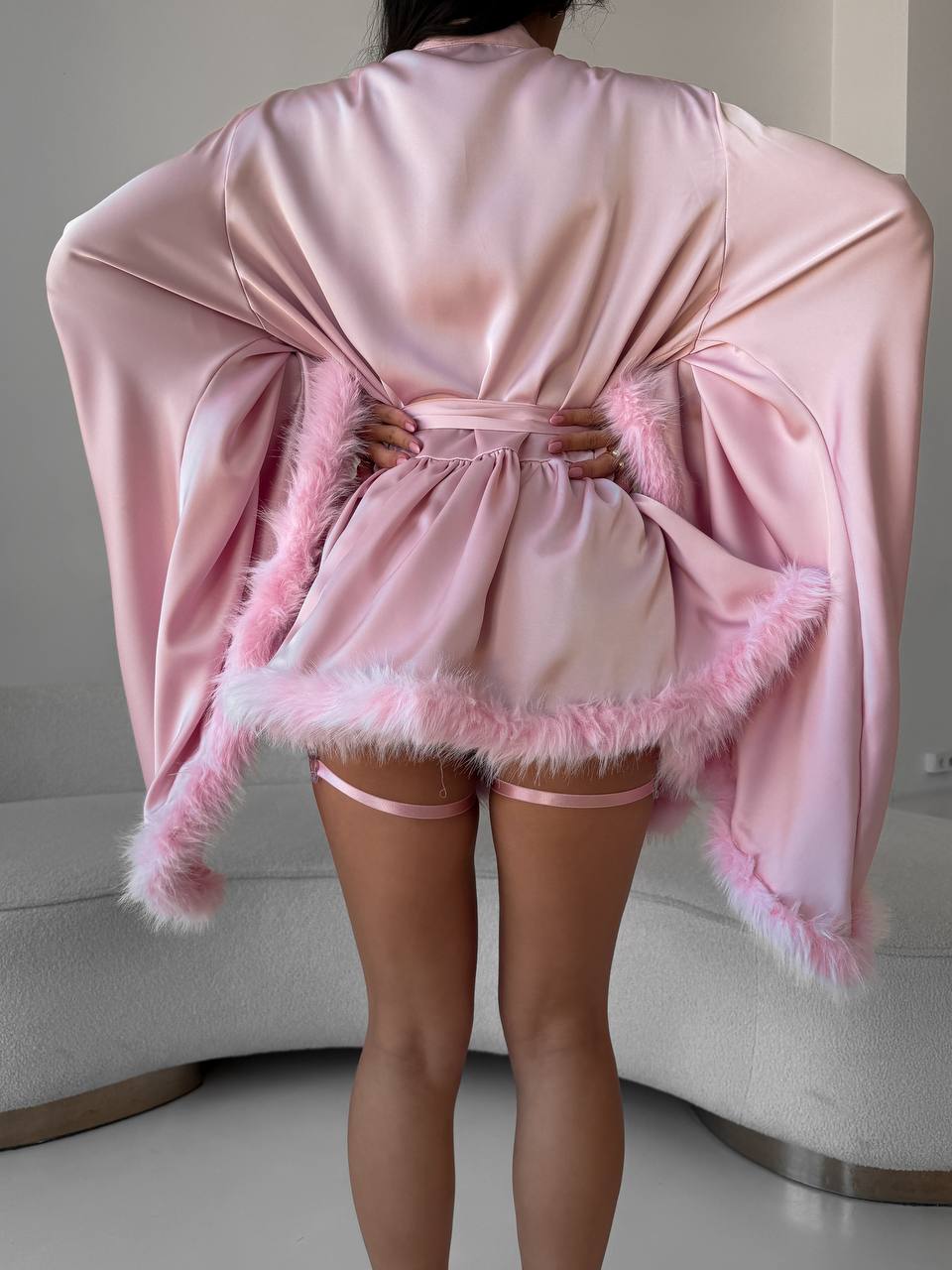 Халат із пір’ям Muse — рожевий