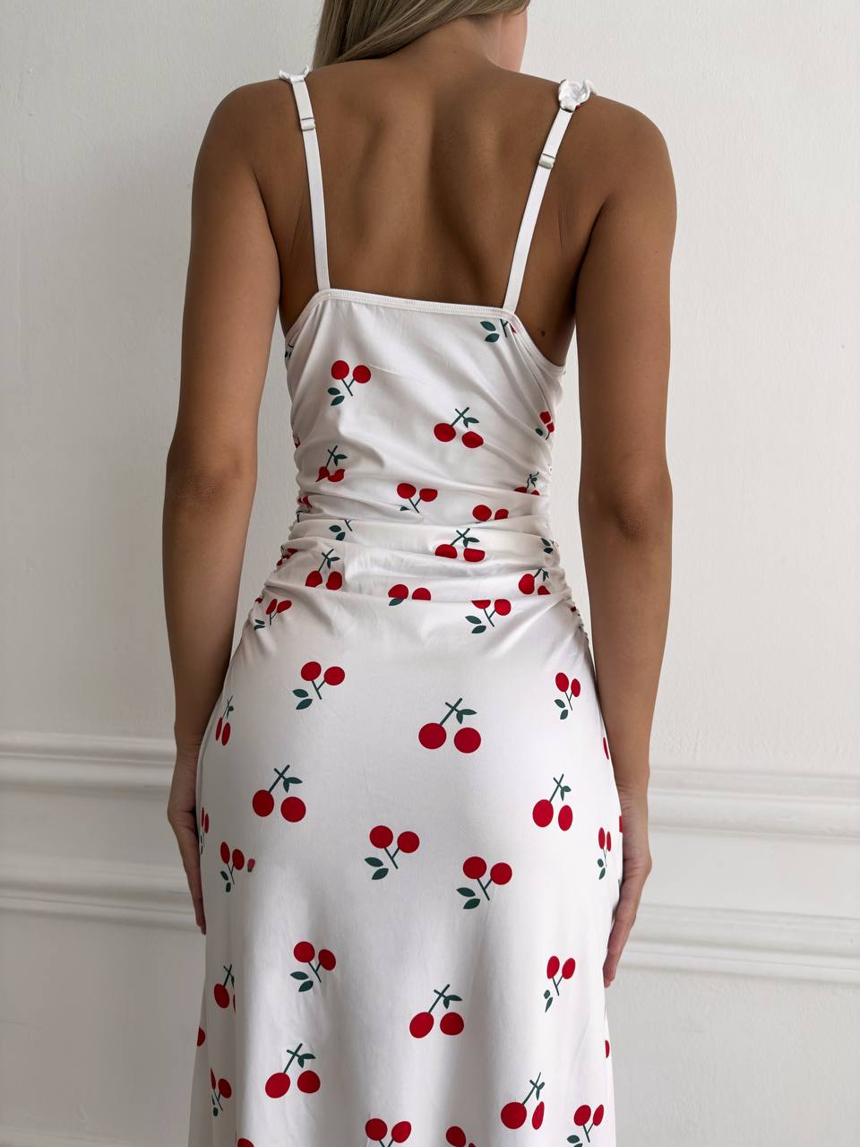 Пеньюар із вишеньками